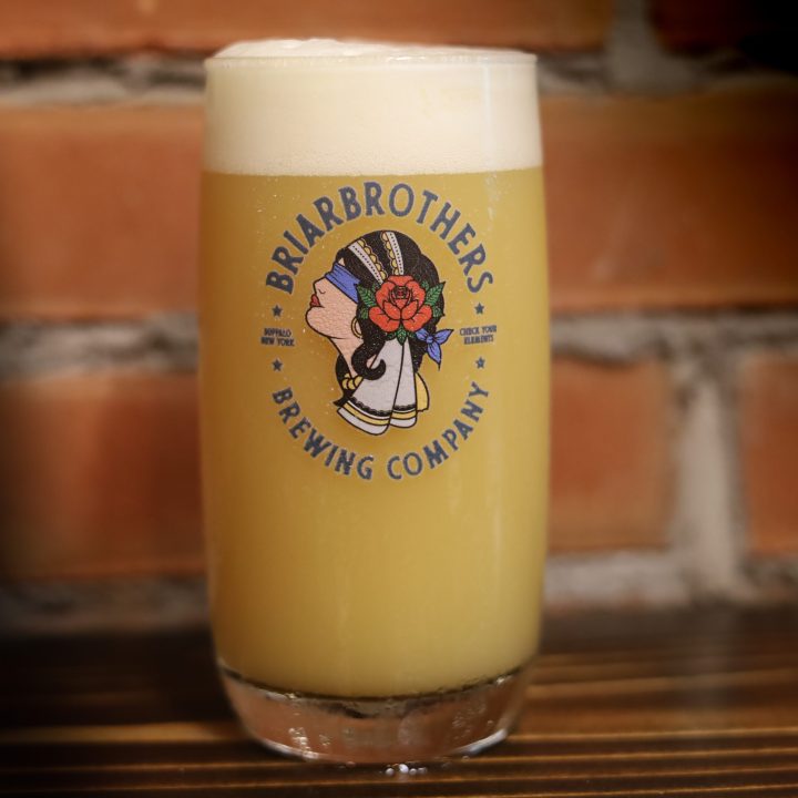 An image of Skuffin' Bunks, a DDH NEIPA by BriarBrothers Brewing Company in Buffalo, NY